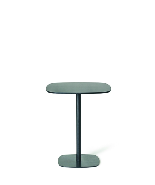 Nobis_table_6420209-9072.jpg