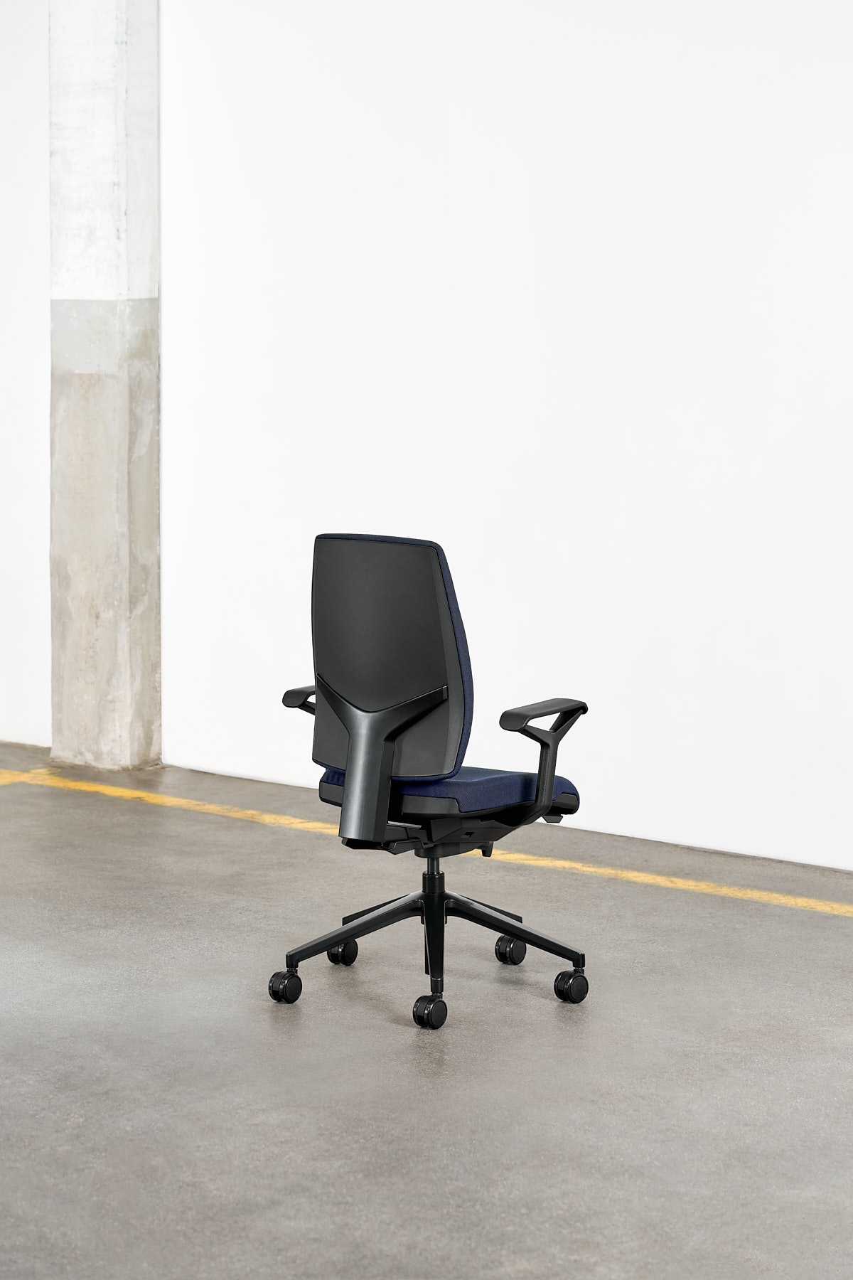 洋楽 KONFLIC WORLD Global Total Office 6322-4-C Vion Mid Back Chair